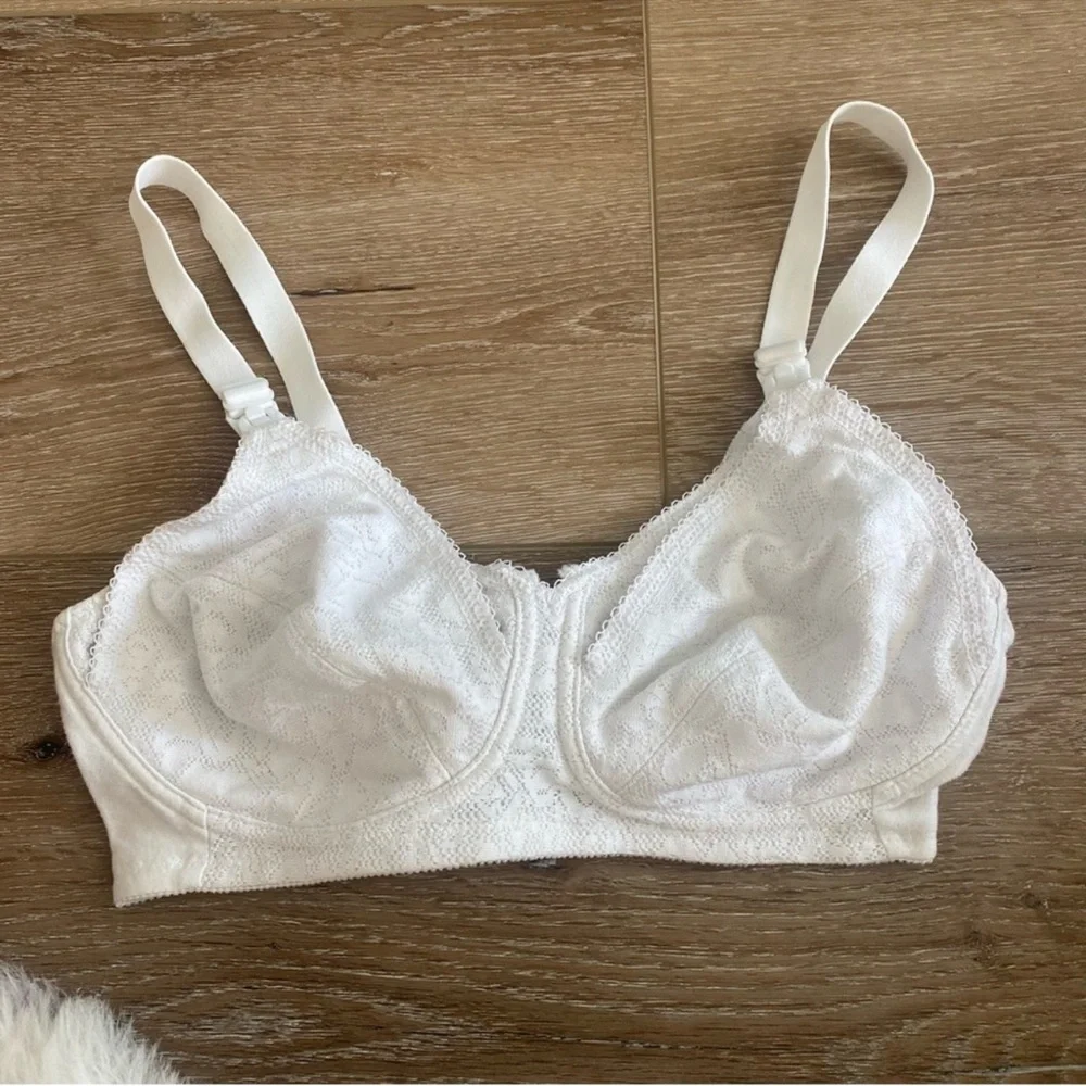 Expectant Moments white nursing bra